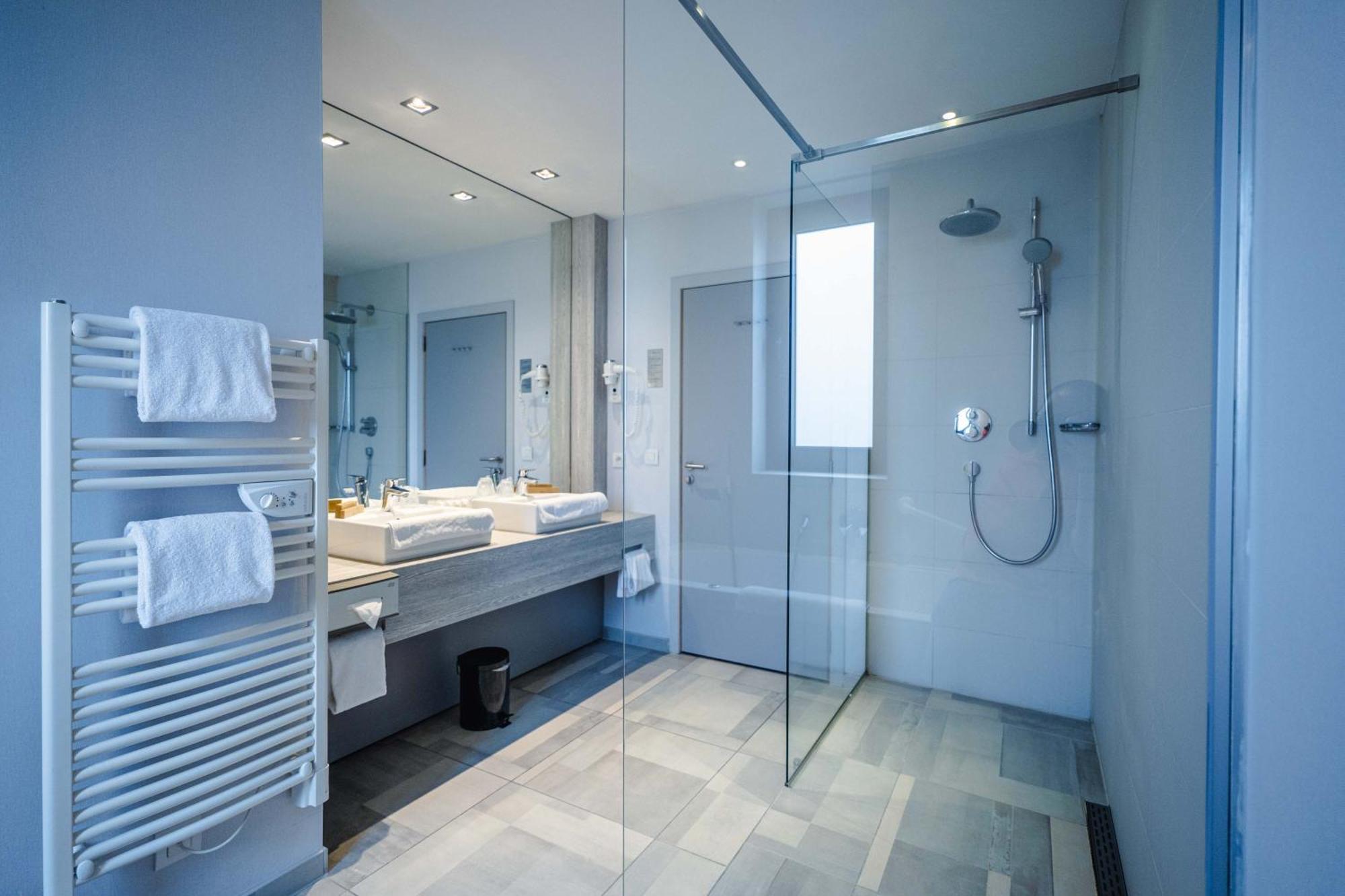 Van Der Valk Hotel Mons Congres & Spa Εξωτερικό φωτογραφία