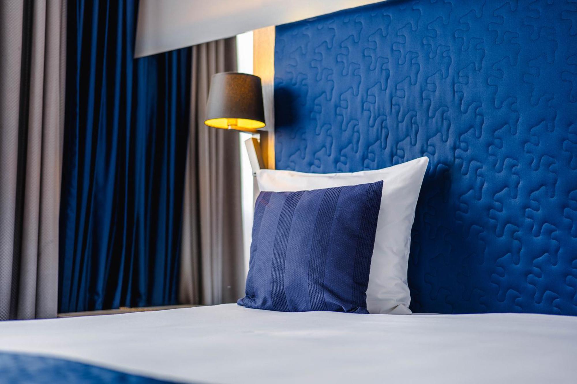Van Der Valk Hotel Mons Congres & Spa Εξωτερικό φωτογραφία