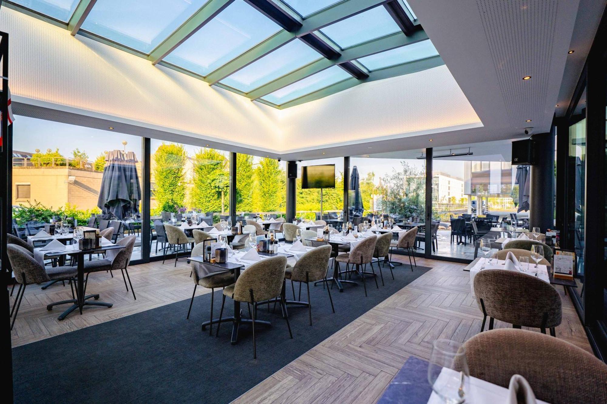 Van Der Valk Hotel Mons Congres & Spa Εξωτερικό φωτογραφία