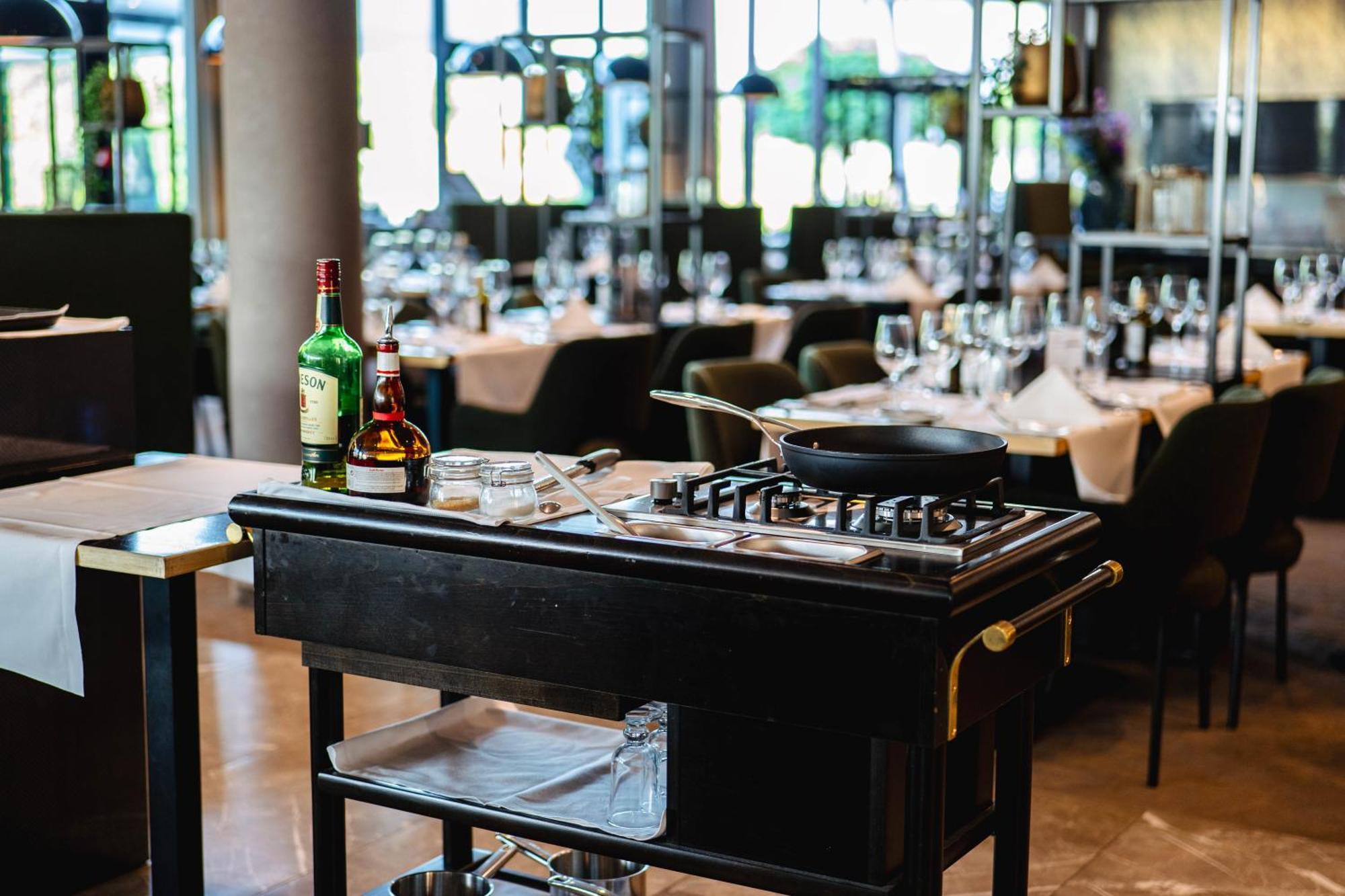 Van Der Valk Hotel Mons Congres & Spa Εξωτερικό φωτογραφία